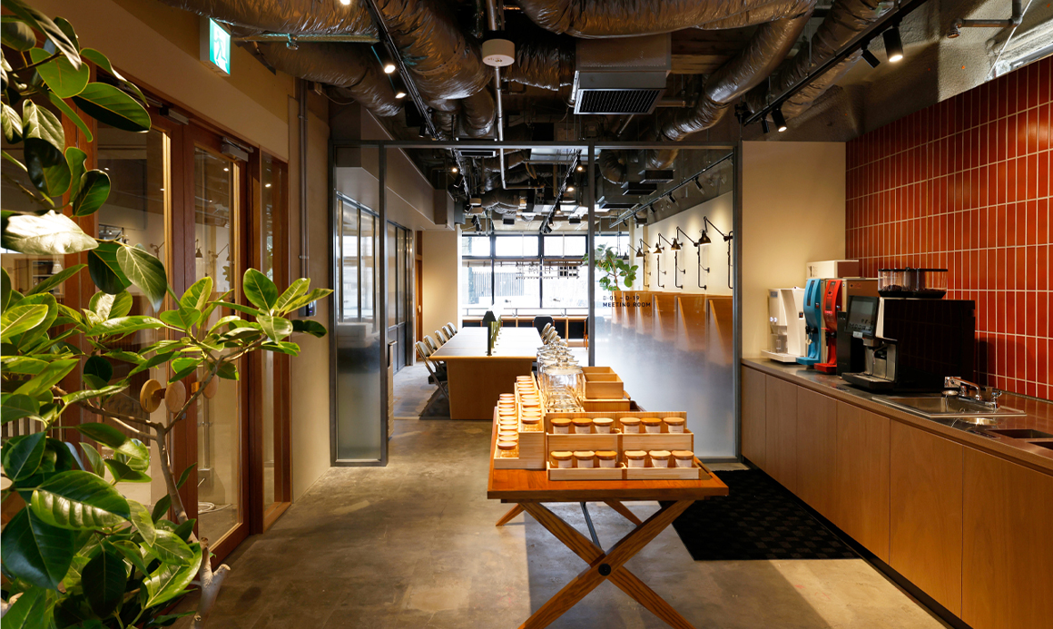 スナックとドリンクコーナー