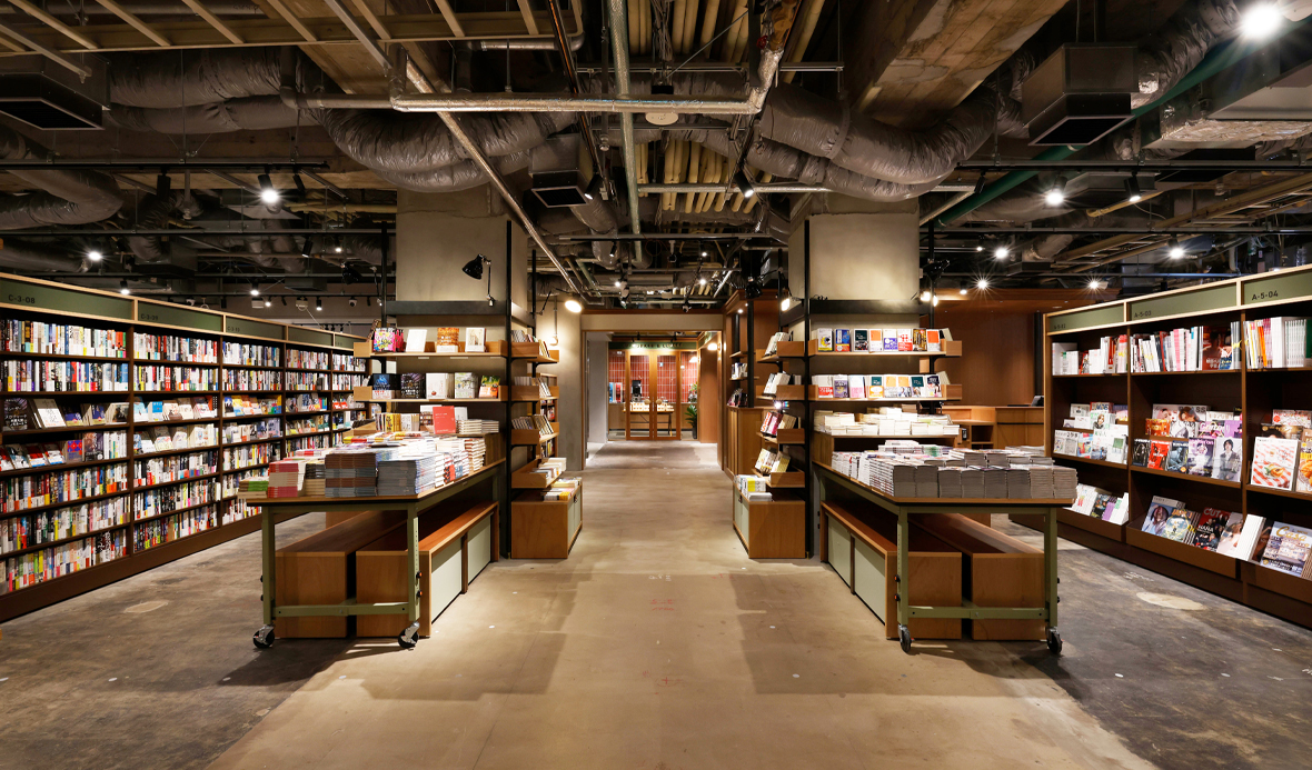 書店エリアの遠景