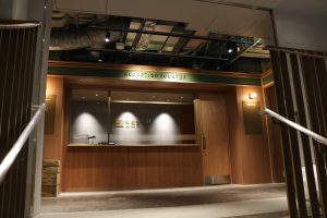 2Fレセプションカウンター