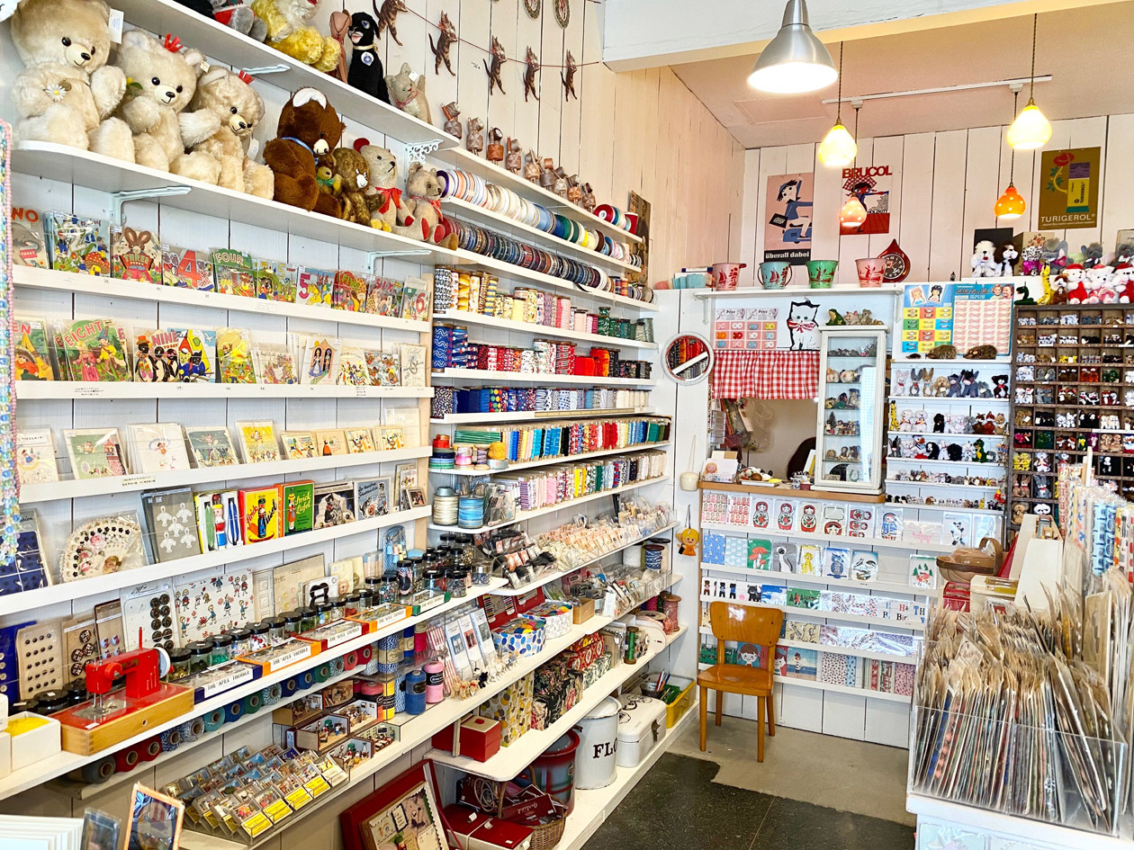 岡﨑百貨店 Story Story Yokohama 有隣堂