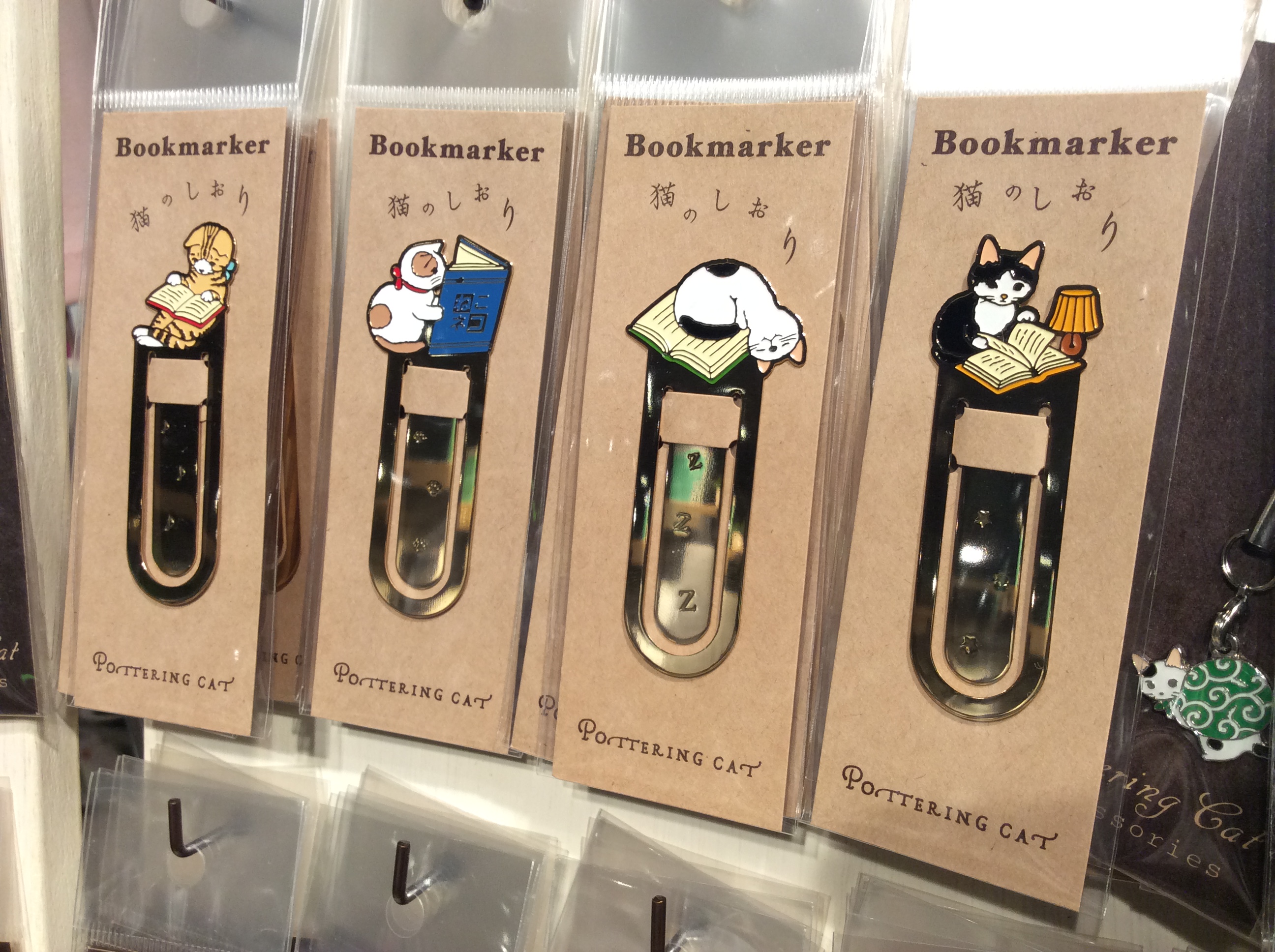 ねこ文具・ねこ雑貨 STORY STORY 新宿 有隣堂