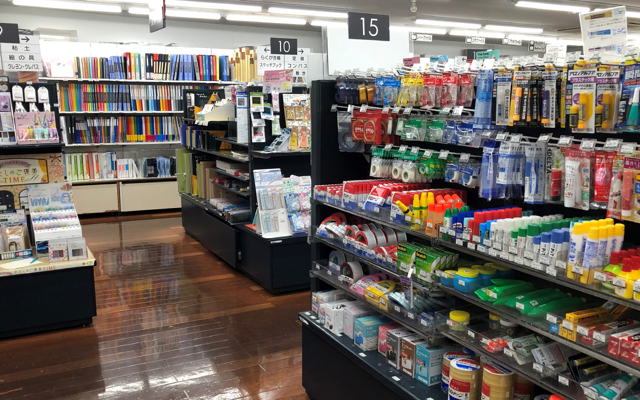 文具・事務用品の売場