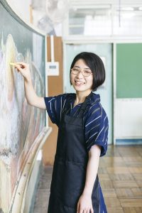すずきらな先生の近影