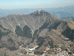 仙石原から見た金時山