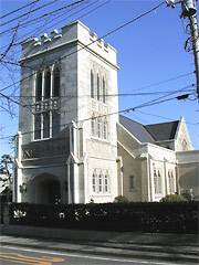 修復の終わった横浜山手聖公会の聖堂