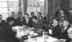 天羽英二外務省情報部長の外国人記者会見 1933-37年