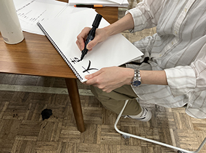 指示は手書きで